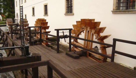 FOTO: Ml&yacute;n ve slupi