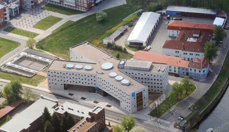 FOTO: Budova Městské knihovny v Hradci Králové 