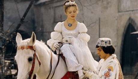 FOTO: Tři oříšky pro Popelku