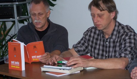 FOTO: Antologie bělorusk&eacute; poezie