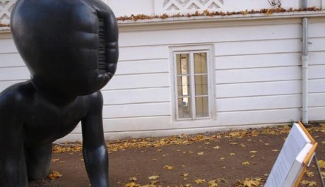 Foto: Čtoucí miminko na Kampě