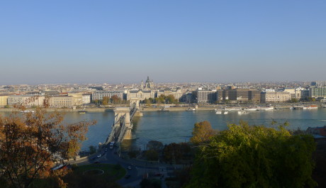 FOTO: Prohlídka začíná na Rooseveltově náměstí v blízkosti Řetězového mostu