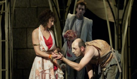 Foto: Esmeralda a Quasimodo