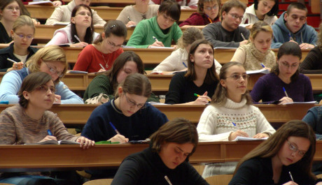 241663_5533 FOTO: studenti, Zdroj: scx.cz