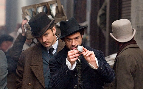 FOTO: Sherlock Holmes a dr. John Watson (vlevo)