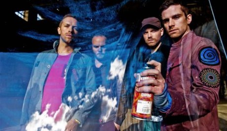 FOTO: Coldplay photographed at Millennium Mills in East London's docklands.