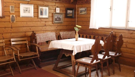 FOTO: Srub Petra Bezruče