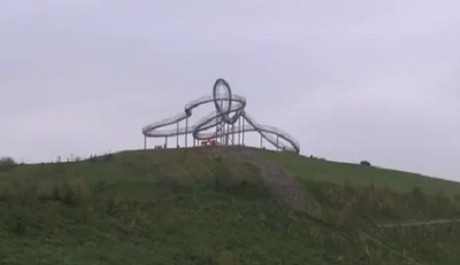 FOTO: Tiger and Turtle, Tygr a želva, Duisburg, Německo, Zdroj: Youtube.com