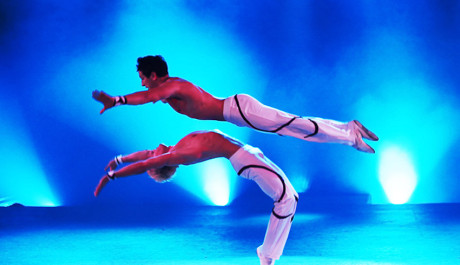 FOTO: Festival Cirkus Cirkus. Peres Přízemní akrobacie