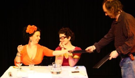 FOTO: Ty dvě, které obědvají, Divadlo Kampa_2