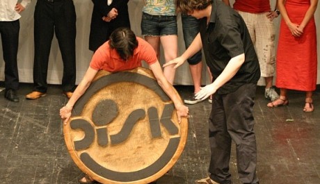 FOTO: Před&aacute;n&iacute; dřevěn&eacute;ho Disku