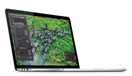 FOTO: Nový MacBook Pro, představený na WWDC 2012