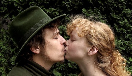 FOTO: Anyna a Ludva ve filmu Cesta do lesa