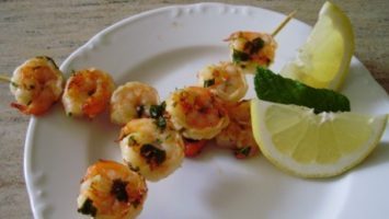 Recept na grilované krevety v mátovo-limetkové marinádě