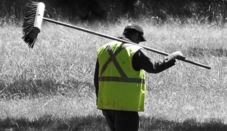 FOTO: Pracovník technických služeb