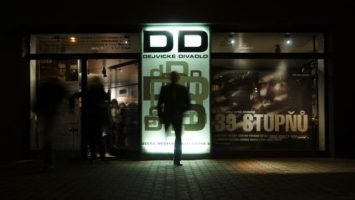 FOTO: Dejvicke divadlo