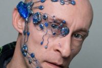 FOTO: maska_z_dratu_cyberdog