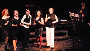 FOTO: Chanson hromadna pisen
