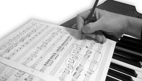 Soundtrack je nedílnou součástí každého filmu, Zdroj: hindimoviesong.net