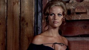 FOTO: Claudia Cardinale ve filmu Tenkrát na západě