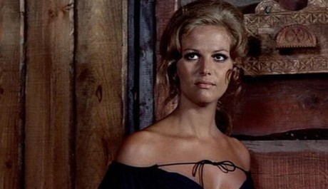FOTO: Claudia Cardinale ve filmu Tenkrát na západě
