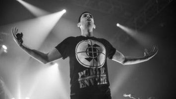 FOTO: Example