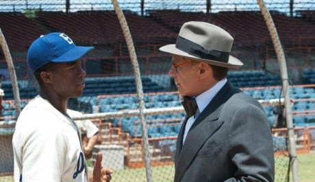 FOTO: Harrison-ford-chadwick-boseman-42-film