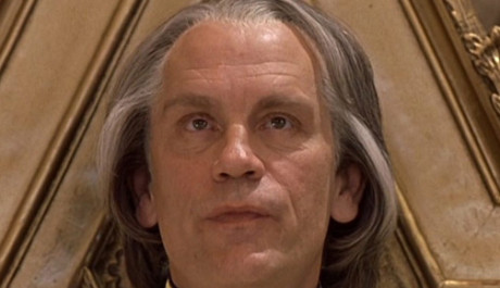 FOTO: John Malkovich ve filmu Johnny English