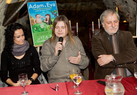 Leona Quaša Kvasnicová, Bohouš Josef a režisér Zelenka Zdroj: divadlo Broadway