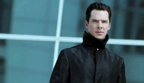 FOTO: Benedict Cumberbatch ve filmu Star Trek: Do temnoty