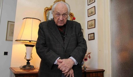 V roce 2011 režíroval dokument o svém cestování se synem s názvem Dlouhý srpen Jiřího Krejčíka. Zdroj: distributor filmu