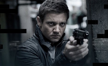 Jeremy Renner v Bournově odkazu. Zdroj: Universal Pictures
