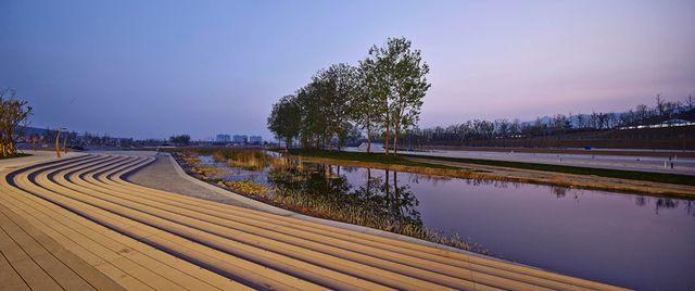 Earthly pond service center, Čína, Foto: Zhenfai Wang