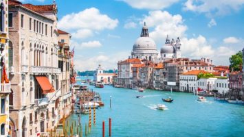 canal_grande_benatky_italie_more_ocean