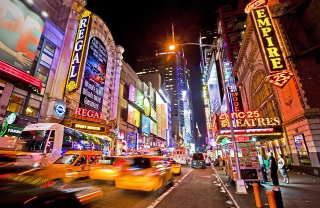 new_york_times_square_broadway