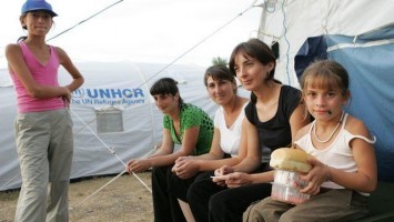 uprchlici-gruzie-stany-tabor-imigranti