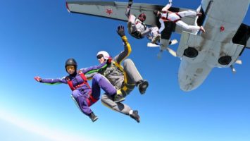 zemřel Erik Roner MTV skok_padakem_extremni_sporty_letadlo