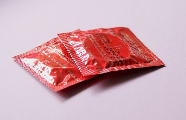 kondomy-prezervativ-ochrana-sex
