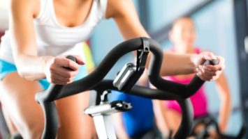 v-posilovnach-fitness-je-vic-bakterii-nez-na-zachode-cviceni
