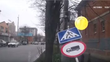 znacka-srazila-chodce