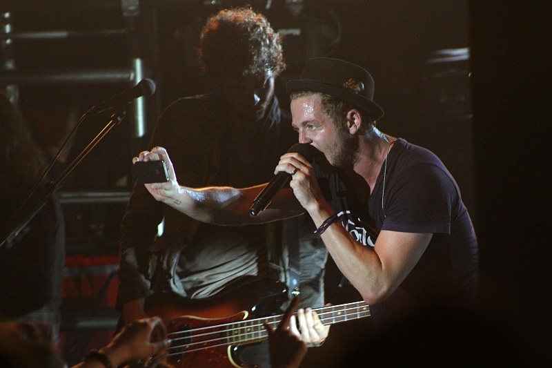 FOTO: Zpěvák One Republic Ryan Tedder