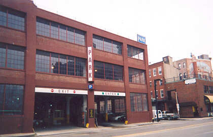 Dnešní podoba vykradené banky Brinks Building v Bostonu, Zdroj: celebrateboston.com