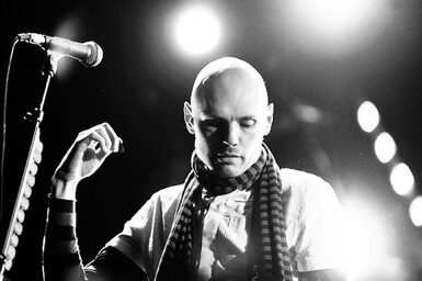 FOTO: Billy Corgan napaden Luchadory