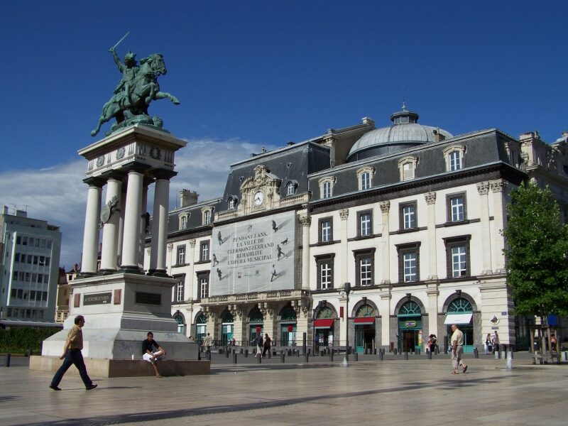 FOTO: Clermont-Ferrand, Place Jaude