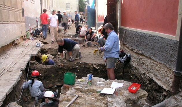FOTO: Archeologický výzkum v roce 2010