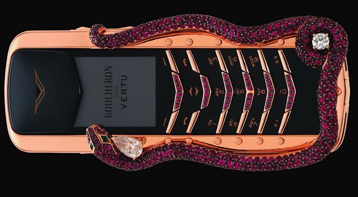 FOTO: Vertu Signature Cobra