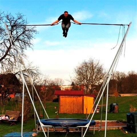 FOTO: Bungee trampolína