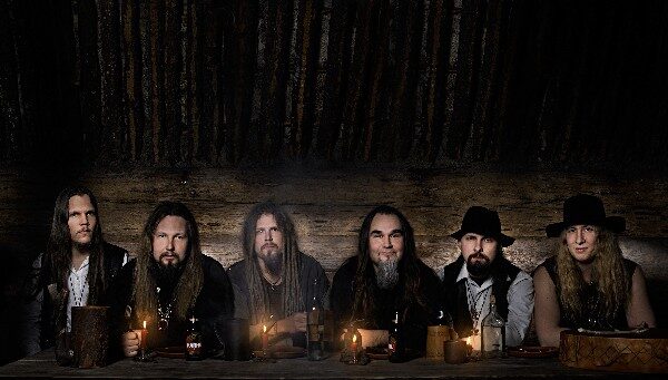 Korpiklaani, Zdroj: korpiklaani.com