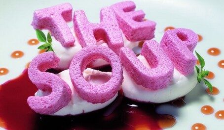 FOTO: Servírování polévky v podání španělského šéfkuchaře.