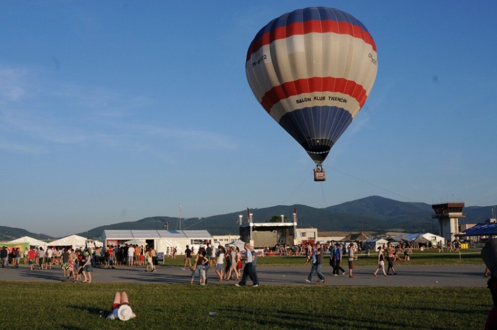 FOTO: Festival Bažant pohoda se koná na trenčínském letišti
